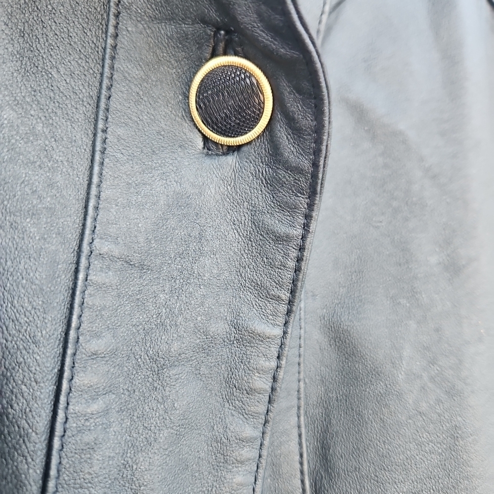 G III Women's Black Leather Jacket - Picture 16 of 16